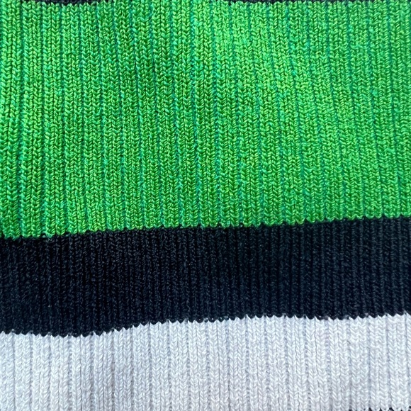 Striped Knit Crop Top - Picture 2 of 2